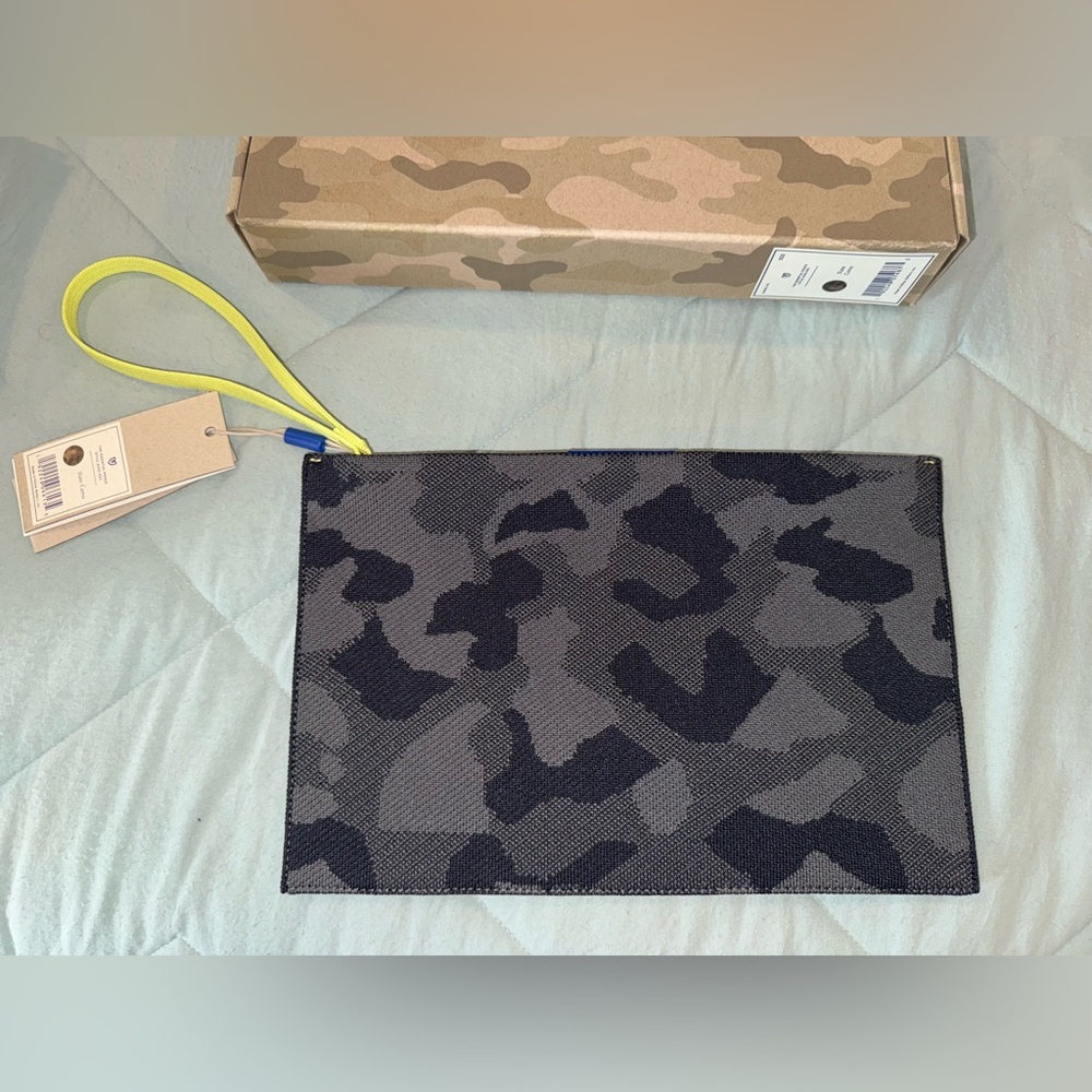 NWT ROTHY’S SLATE GRAY CAMO